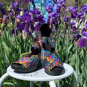 BEARTRAPS memory foam Colorful Sandals/sz:…